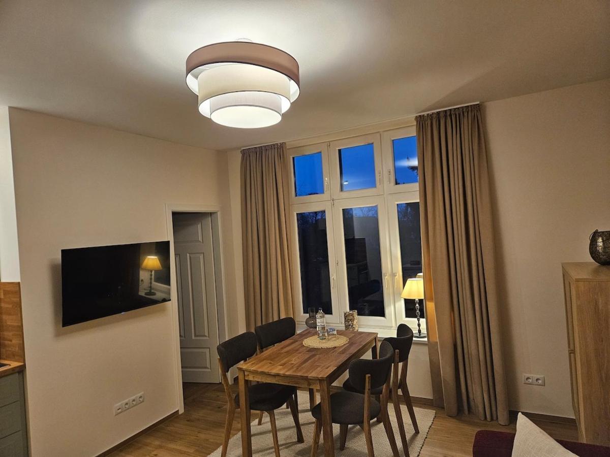 Ferienwohnung Glueck Am See Sternberg Exterior foto